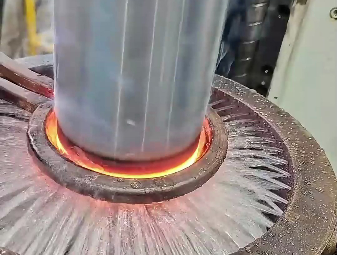?海瑞拓數(shù)控高頻淬火機床，精密軸類批量淬火的品質保障